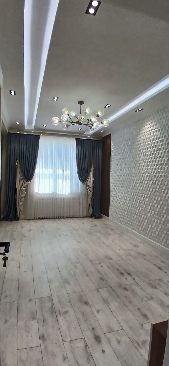 Kvartira sotiladi Qarshi
