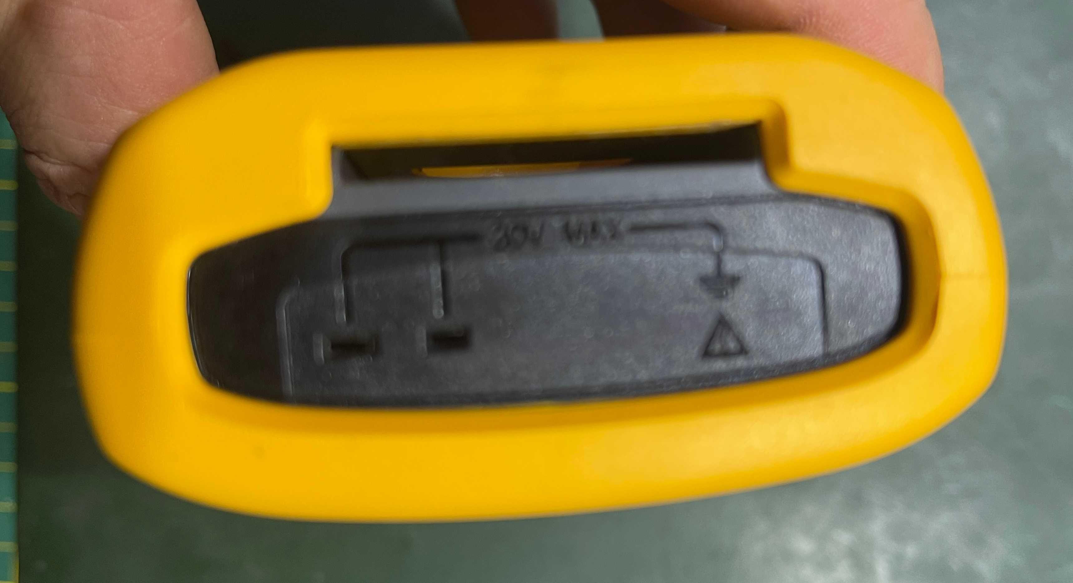 FLUKE 51 II цифров термометър