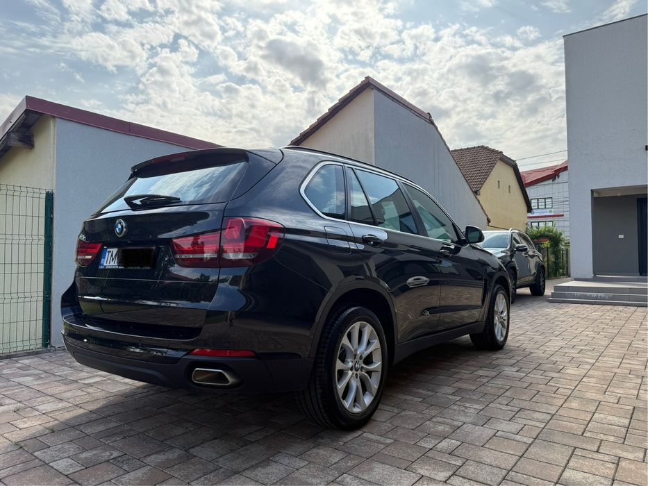 BMW X5 40D • 313CP • HUD, Night Vis • Suspensie pe aer, Carplay • 360