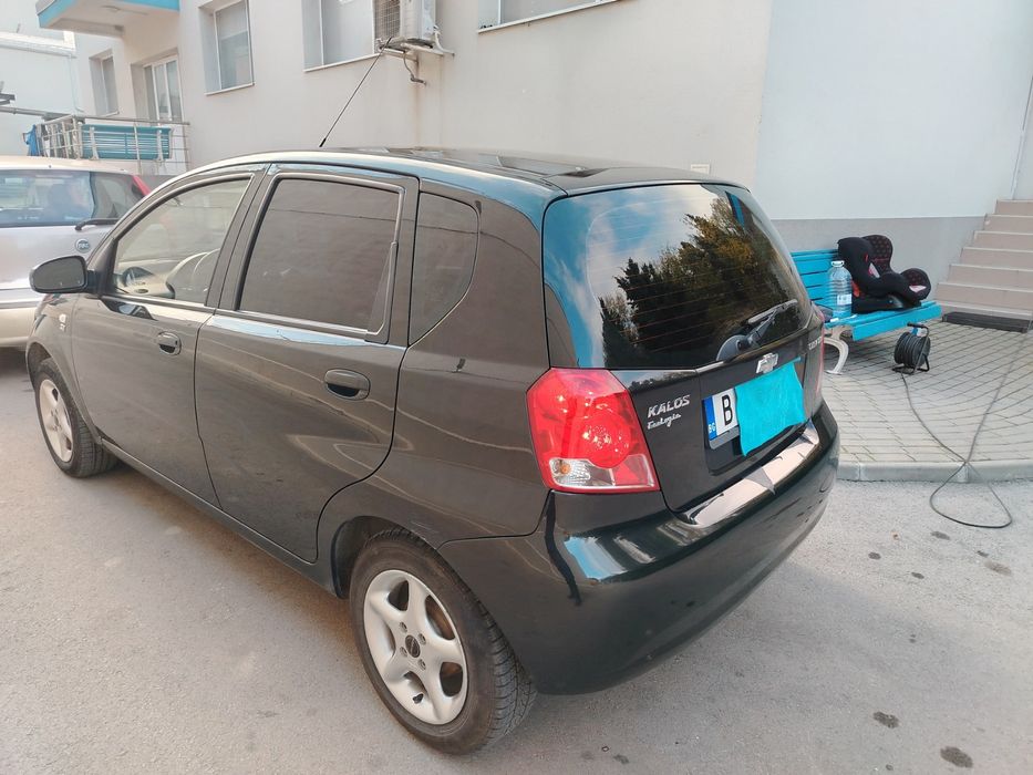 Шевролет 
Топ състояние. С регистрация - област Варна 
1.2 - 73кс - Бе