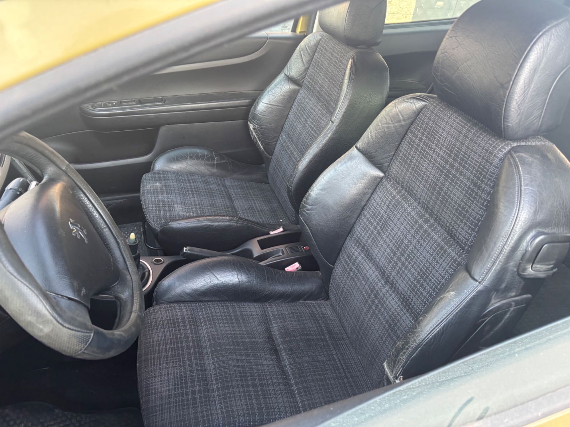 Peugeot 307 2.0i на части
