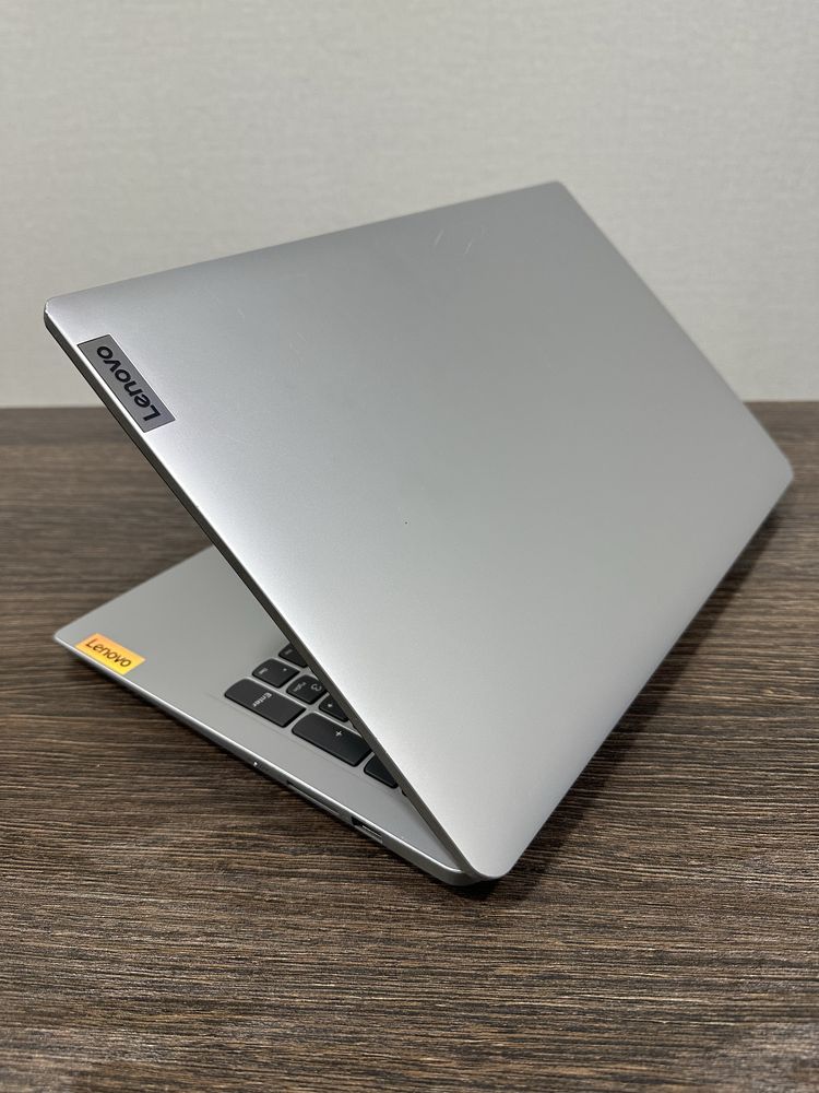 мощный 8-ядерный Lenovo IdeaPad 1, Американская сборка