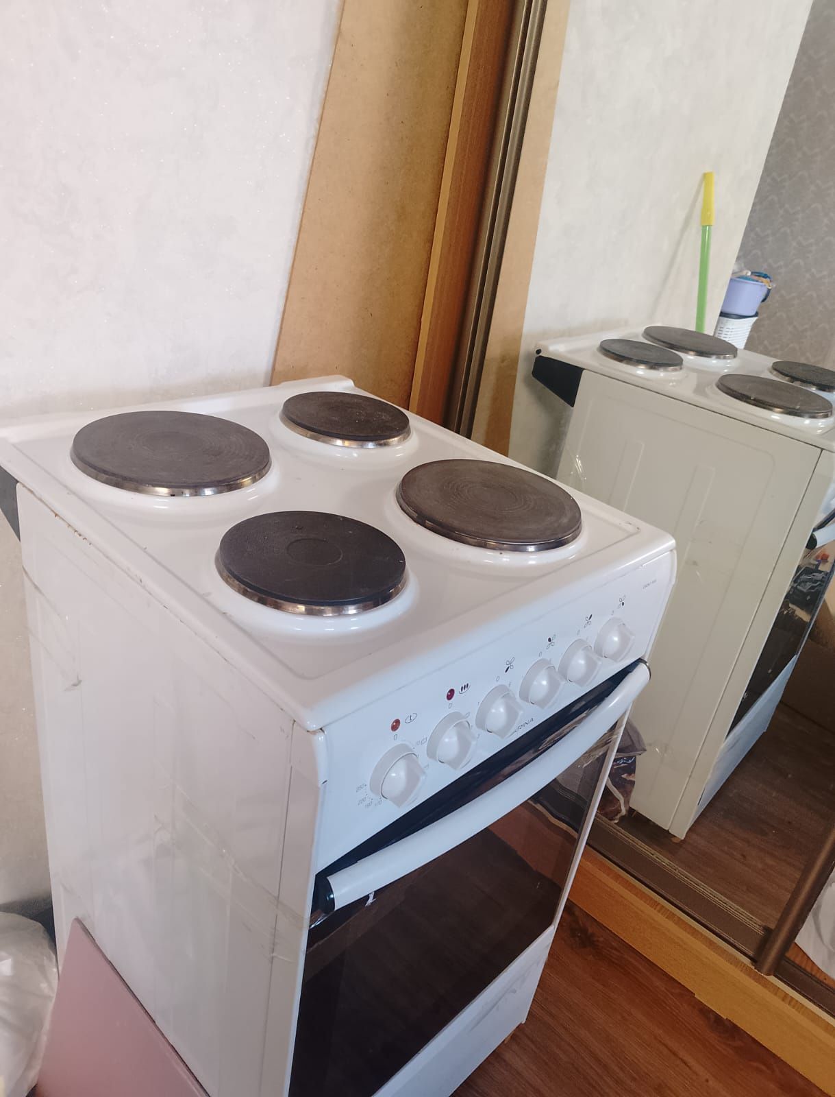 Продам плиту Мечта все работает состояние хорошее