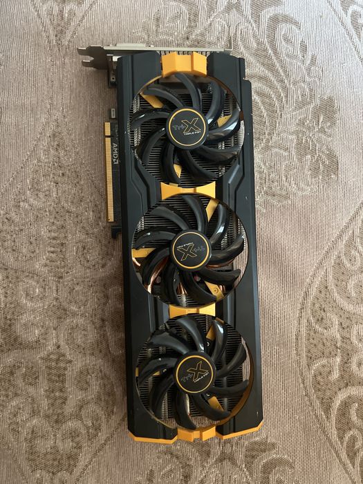 Sapphire Tri-X Radeon R9 290 4GB GDDR5 (256-bit)