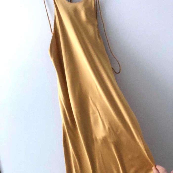 Rochie Zara mustar bronz gold spate gol 

maxi lunga

 satin bretele