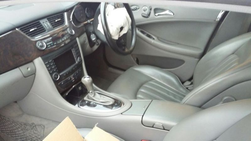 На части CLS 350, 500, 320 CDI