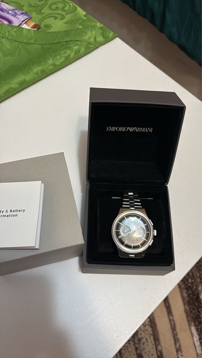 Emporio Armani Часовник