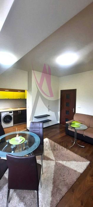 Дава се под наем Тристаен апартамент в Варна, Спортна зала - 90 кв.м за 685 € - Снимка #1