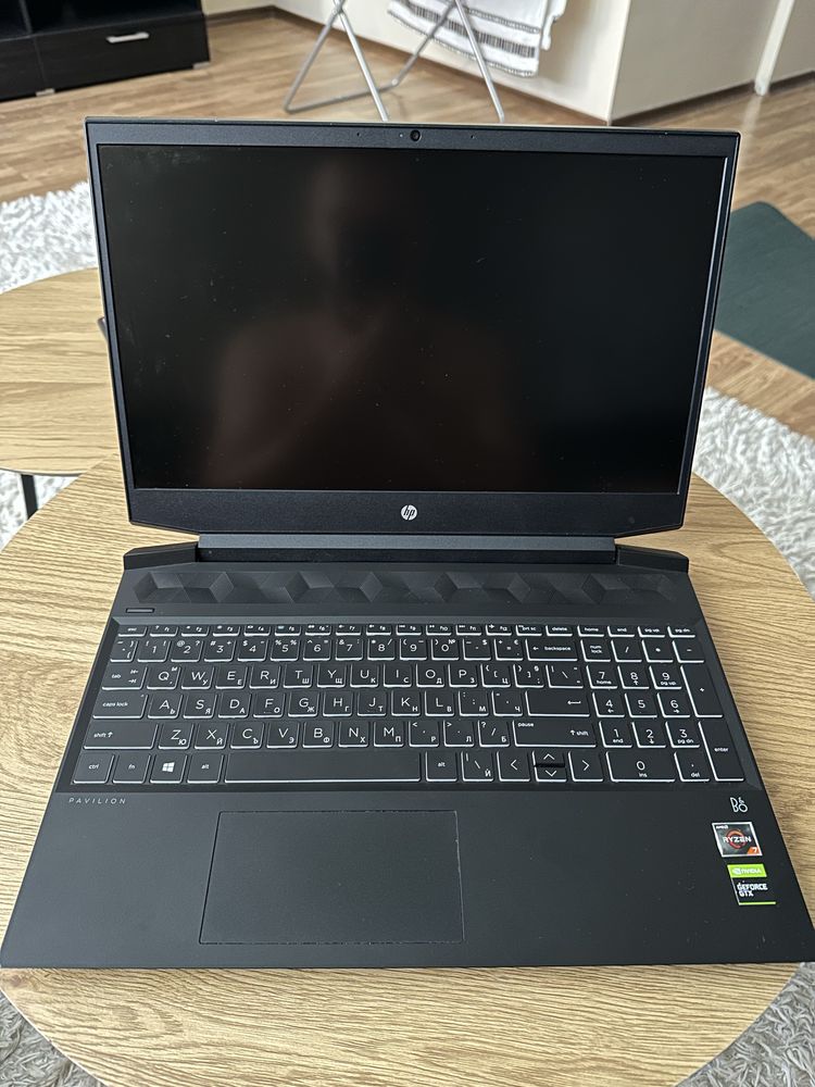 HP Pavilion Gaming 15 – Ryzen 7 / GTX 1660 Ti / SSD + HDD