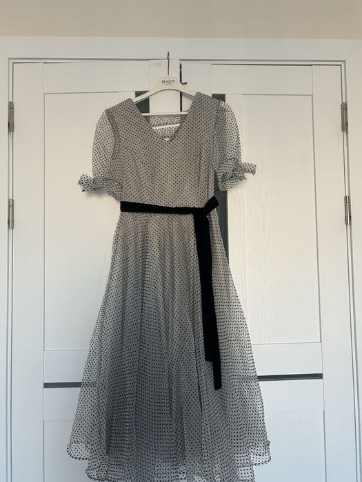 Нарядное, пышное платье