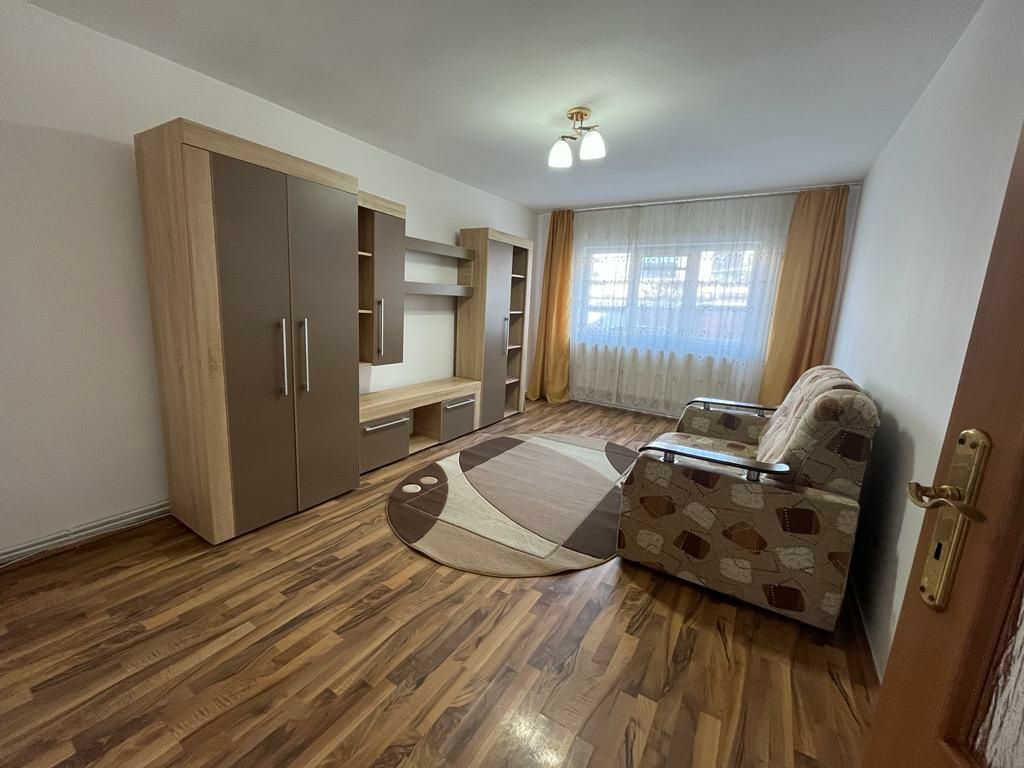 Apartament de închiriat