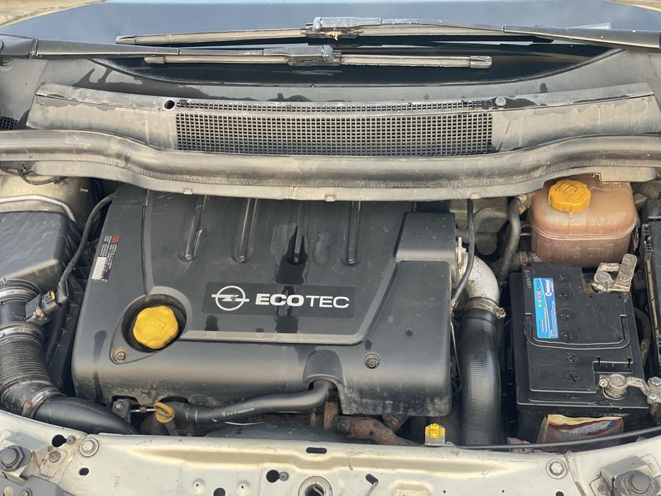 Opel zafira 1,9 d  7 locuri