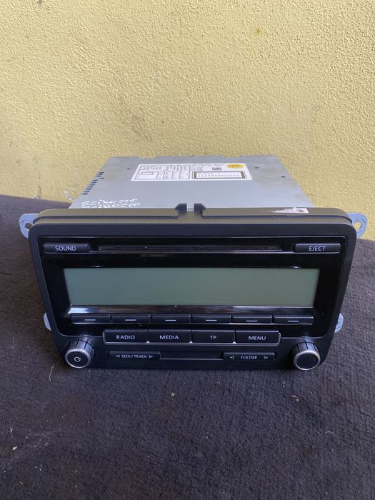 Radio CD Vw Scirocco EOS Pret 300 lei