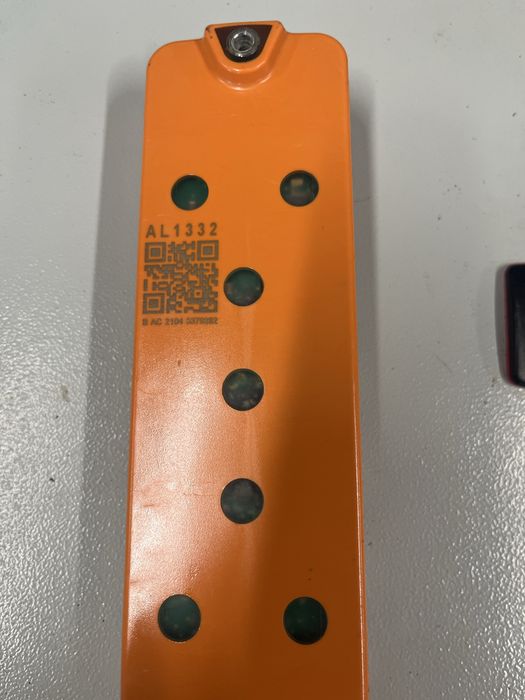 Distribuitori senzori insula