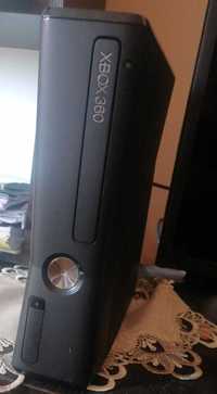 Xbox 360 cu   10 jocuri