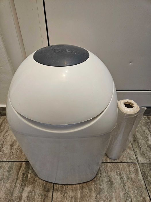 Кош за памперси Tommee Tippee Sangenic + найлон
