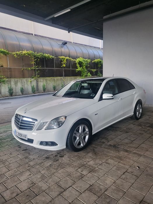 Продава Мерцедес Е 200 CDI