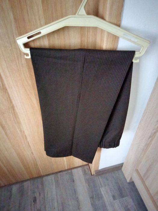 Pantaloni,blugi si geci 40lei noi.