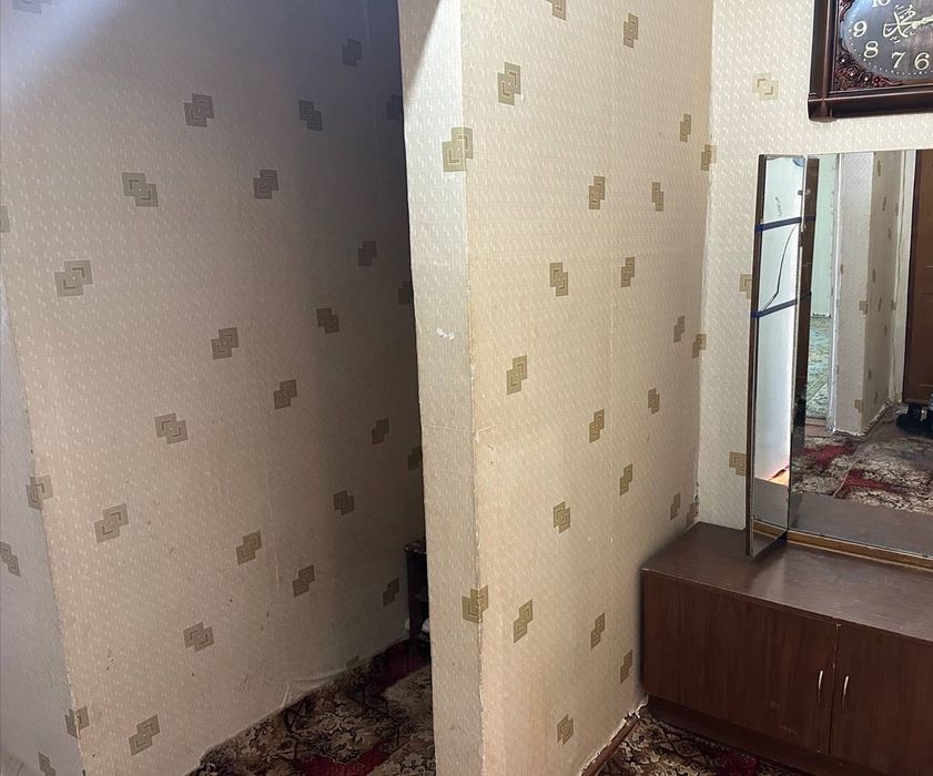 Мирзо Улугбек Феруза продаётся 2 комнатная квартира