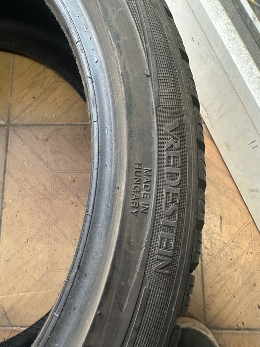 225/40/18-VREDESTEIN