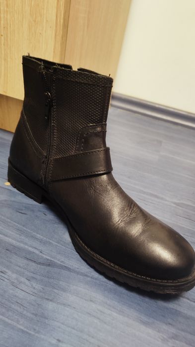 Ghete din piele 41