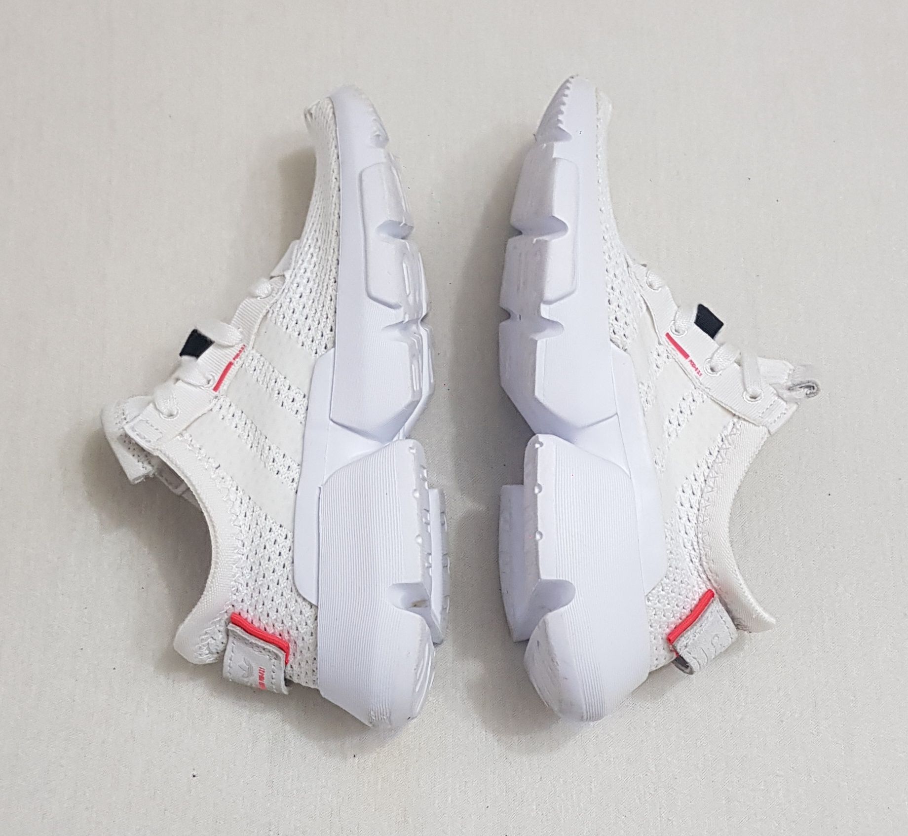 Adidas alergare, POD-S3.1 Mid Sport Sneakers, White/Shock Red, Nr. 30