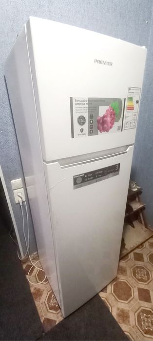 Televizor va Muzlatgich