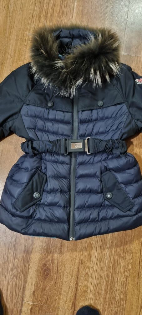 Geaca dama Moncler cu blăniță