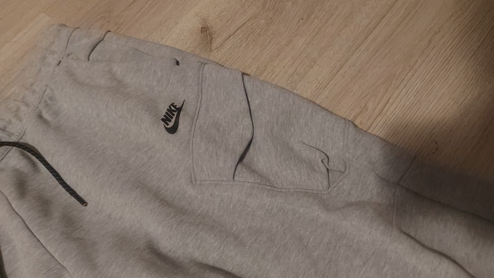 Nike tech fleece долнище L
