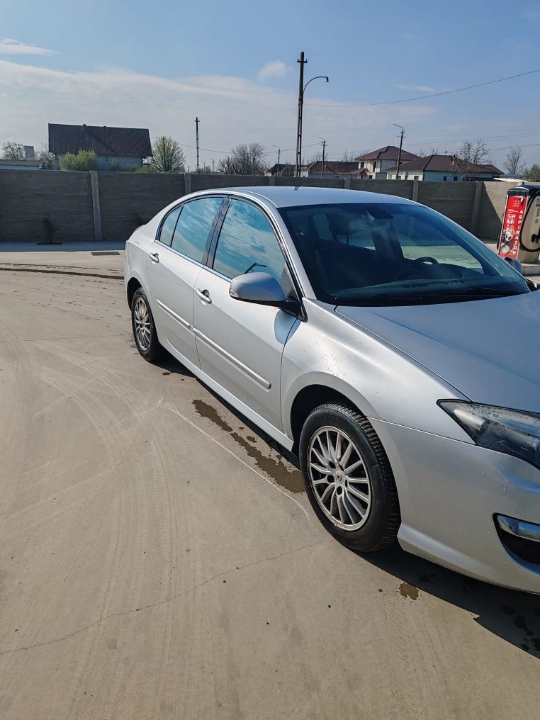 Vând Laguna 3. Motor 1.5 dci