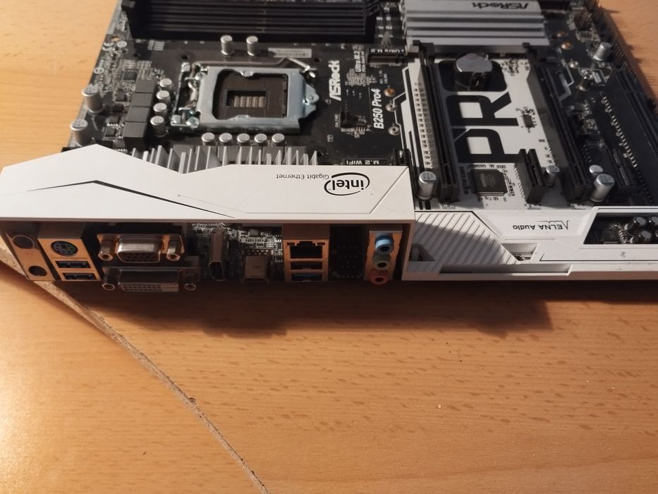 Материнская плата asrock b250 pro4