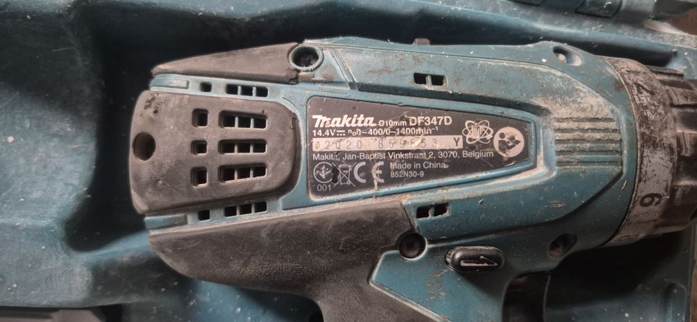 makita pe acumulatori
