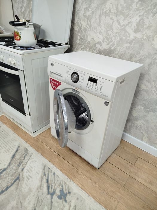 Стиральная машина LG