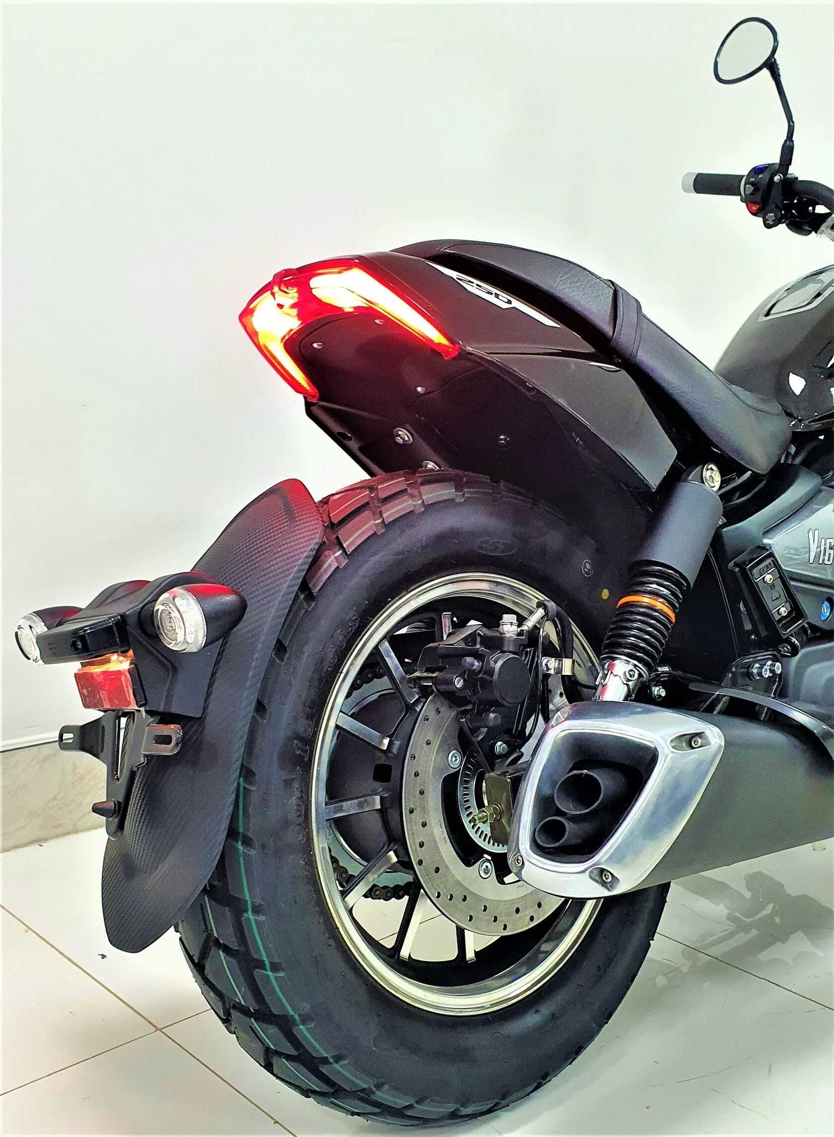 Мотоцикл LIFAN V16S