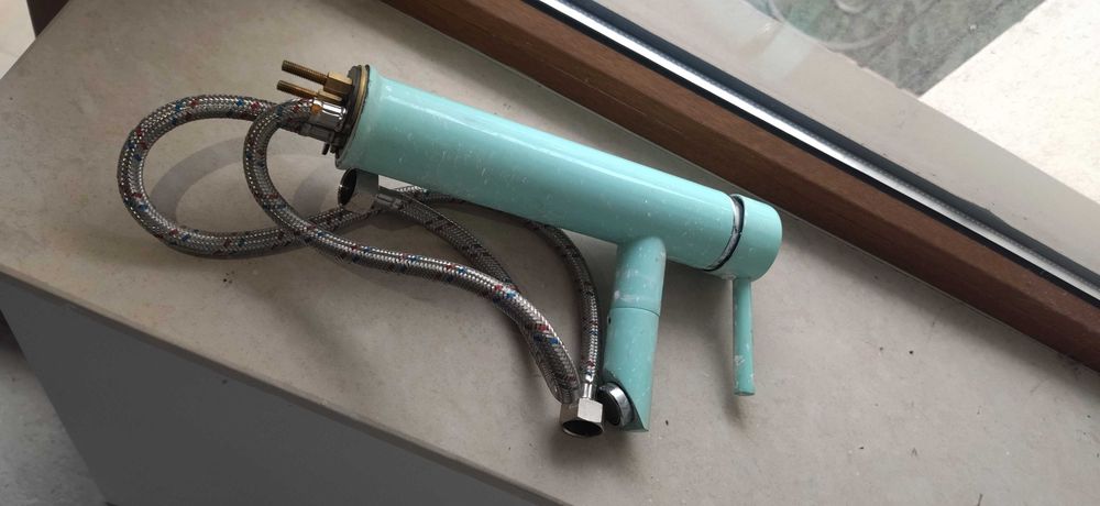 Смесител за мивка