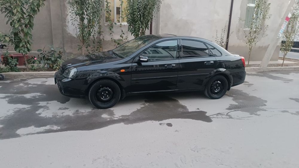 Продам Lasetti 1.8 срочно