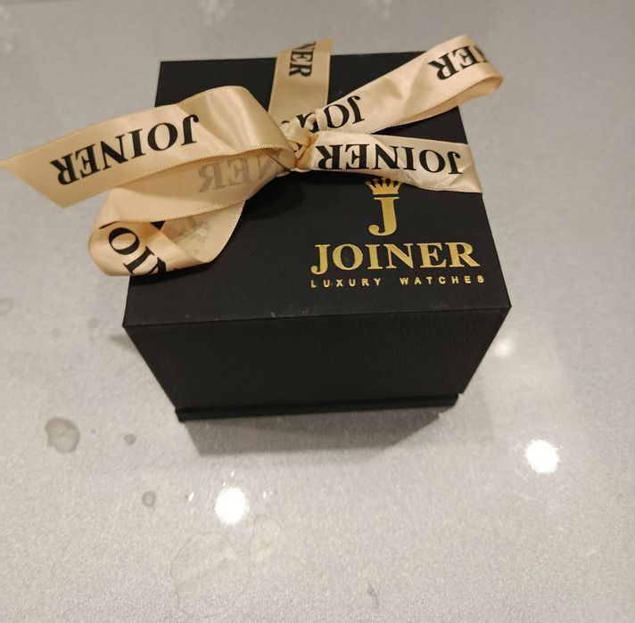Часы Joiner в хорошем качестве, пренисли с Арабский Эмират.