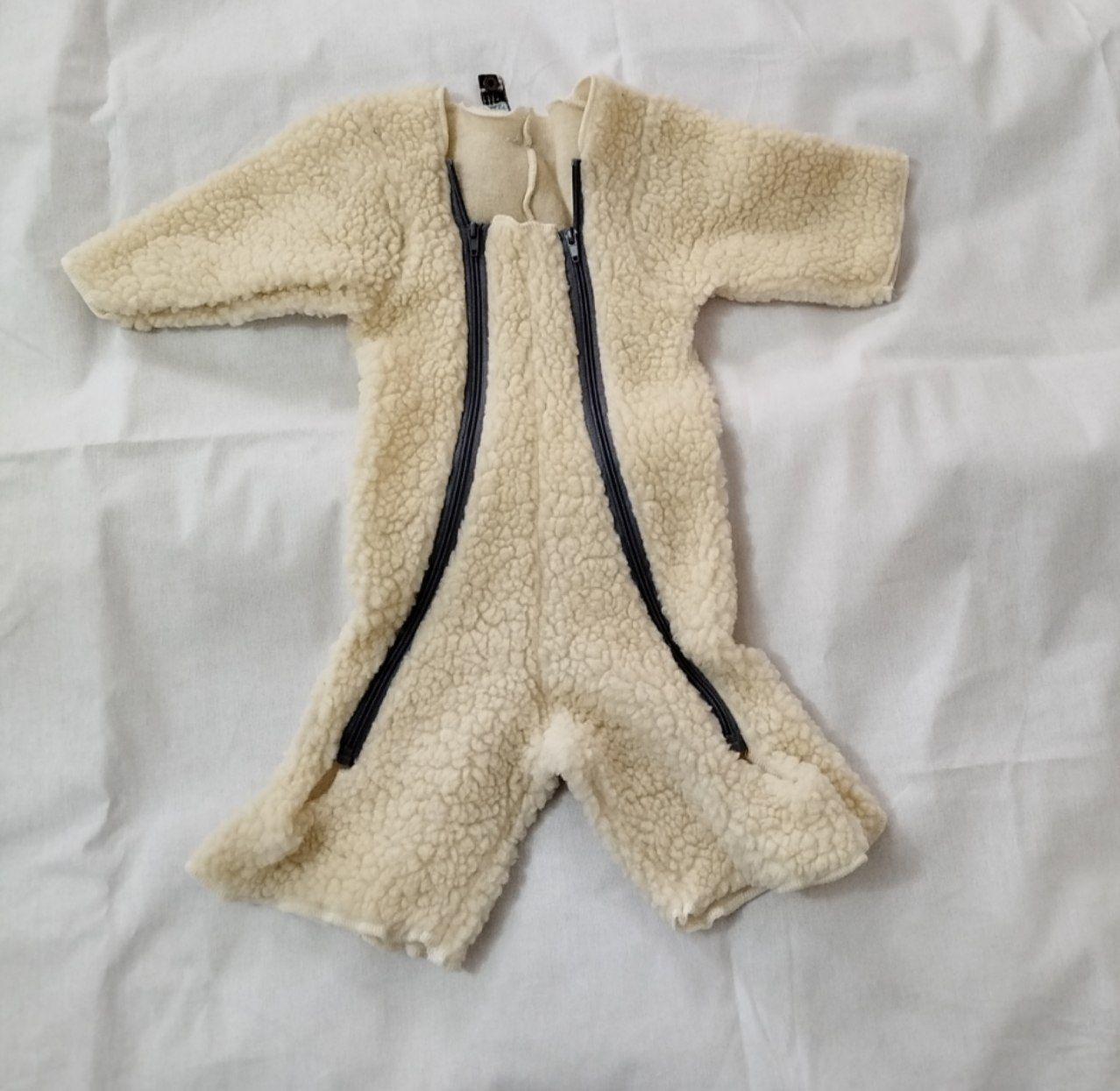 Продам детский комбинезон