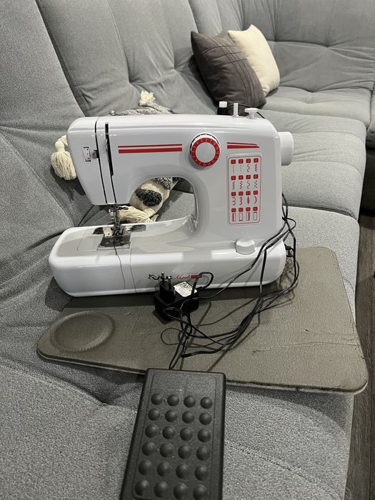 Продам!Швейная машинка электрическая VLK Napoli 2600, 16 видов строчки