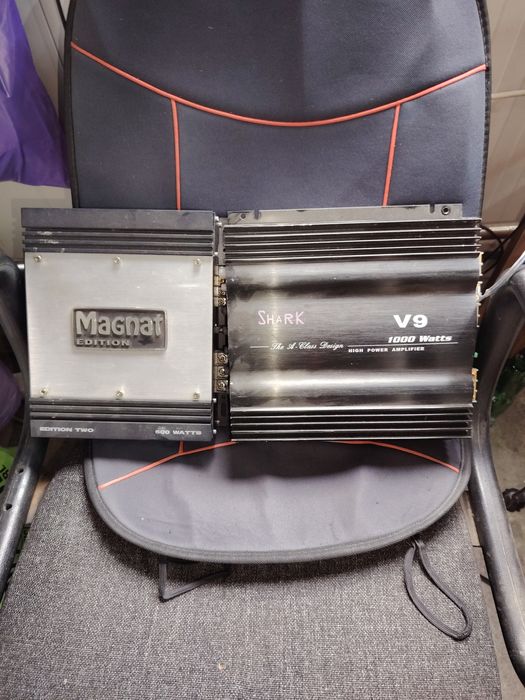 Subwoofer auto,stație auto