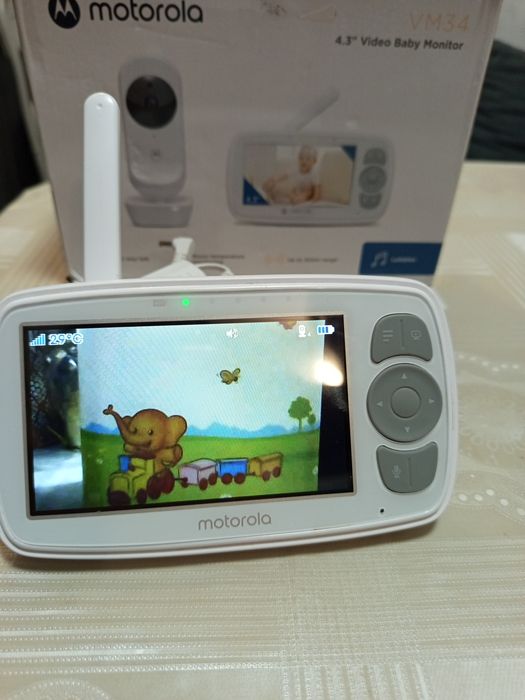 Бебефон Motorola