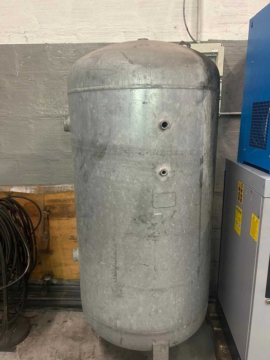 Compresor de aer pe melc,surub,  Ceccato cu uscator si rezervor