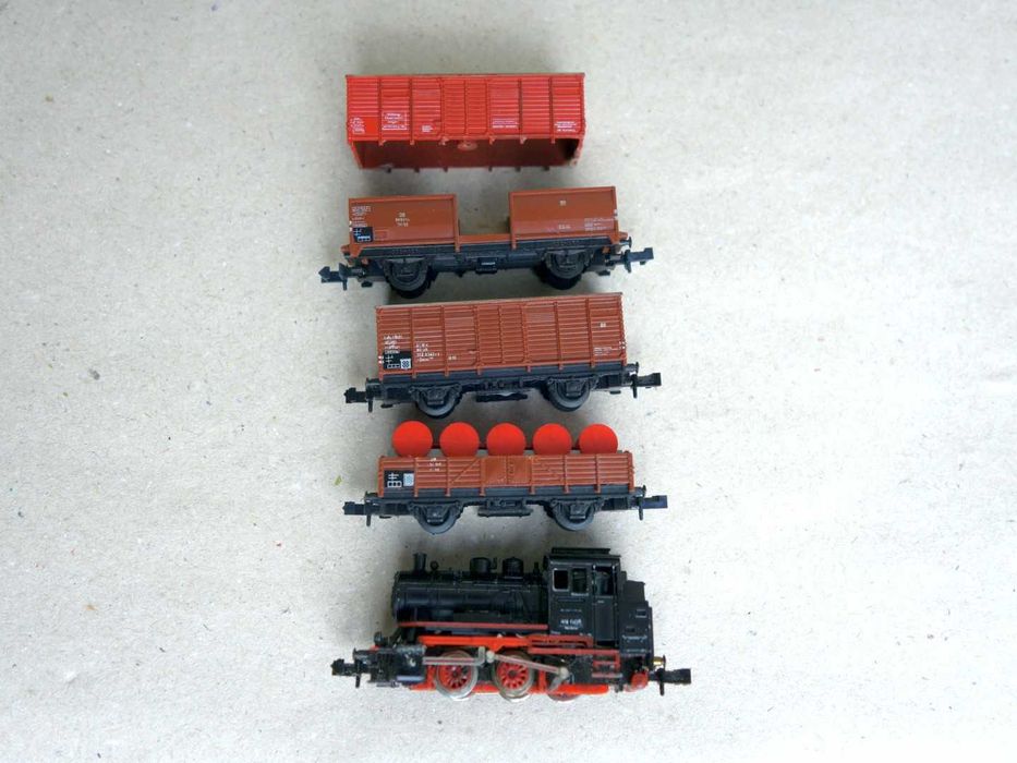 Комплект влакчета и вагони TRIX