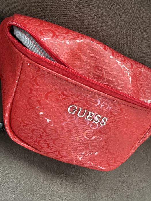 Чанта Guess червена