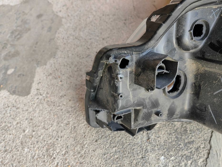 Фар Suzuki Vitara LED десен червен/Фар Сузуки Витара Оригинален