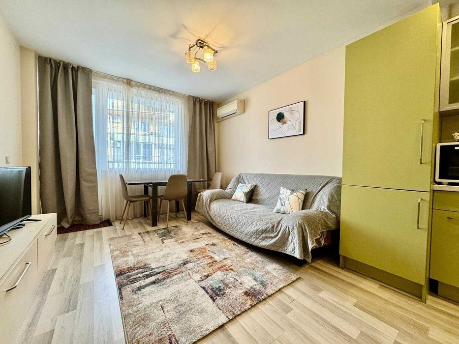 Дава се под наем Двустаен апартамент в Бургас, Лазур - 55 кв.м за 459 € - Снимка #8