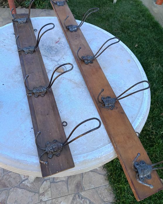 Дървена винтидж закачалка. 45 лв. за бр.