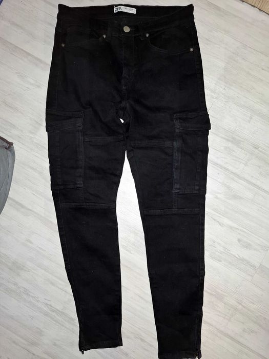 Pantaloni bărbați Zara, mărimea 40