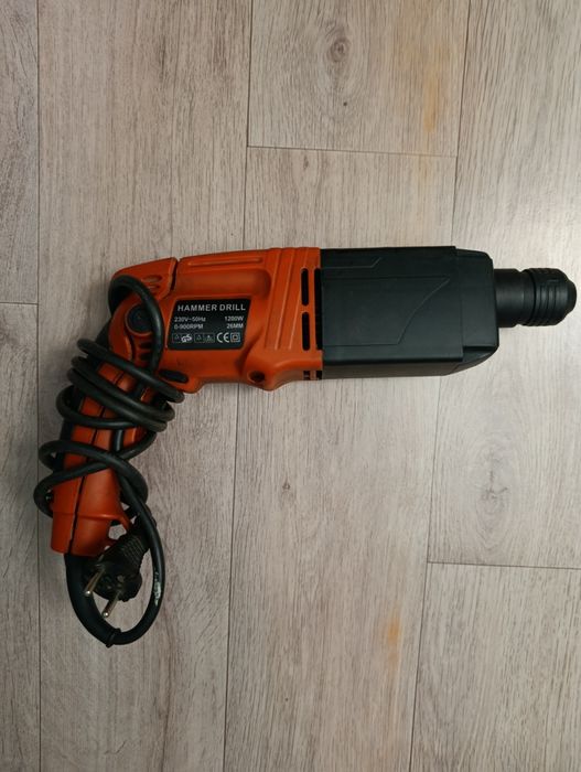 Продам перфоратор на запчасти