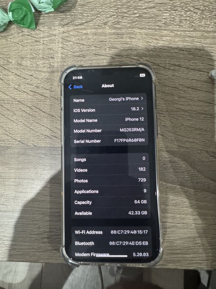 Продавам Iphone 12 Black